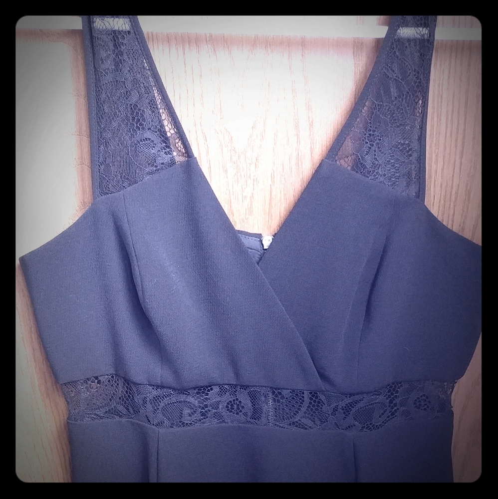 BCBGeneration black dress w/ lace cutouts size 8